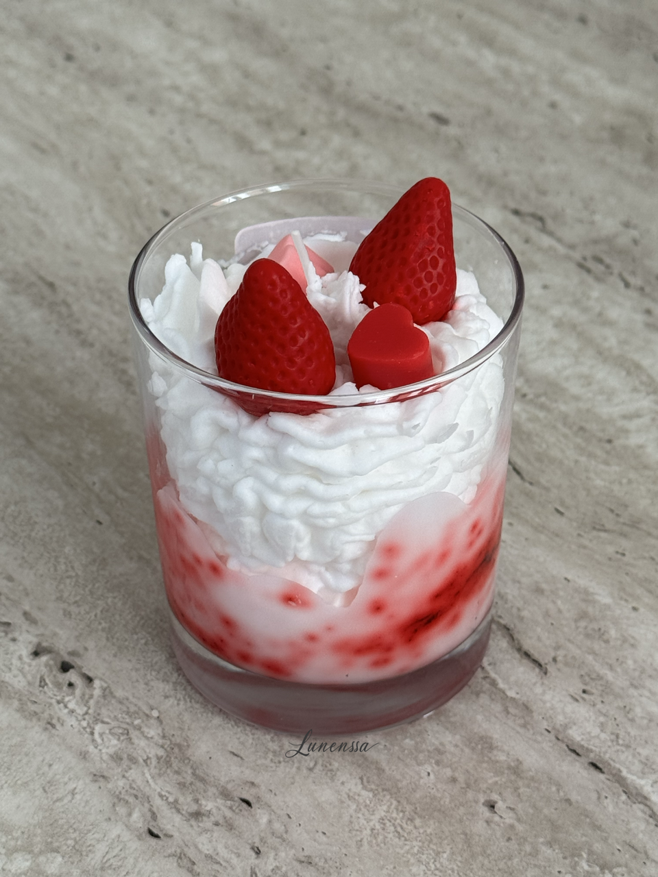 Strawbie – Meyve Kokulu El Yapımı Soya Mum