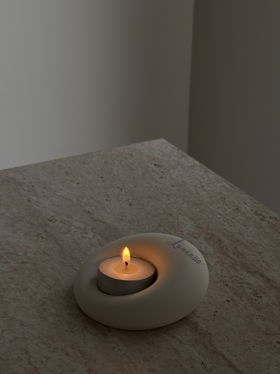Modern Düzensiz Formda Tealight Mumluk - Takı Standı