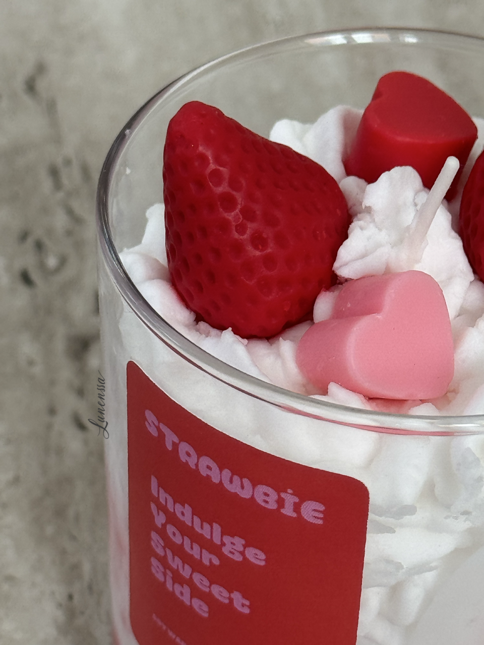 Strawbie – Meyve Kokulu El Yapımı Soya Mum