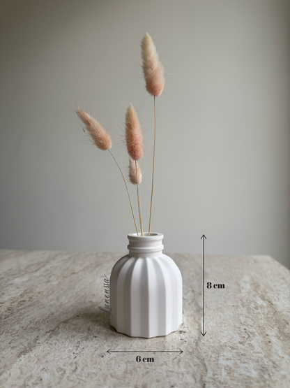 Minimalist Dekor Seti Silindir Vazo, Kapaklı Mini Kutu ve Bulut Formlu Tepsi